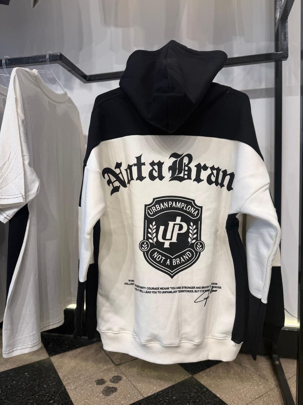 Buzo “NOT A BRAND” - Natural
